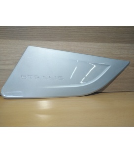 EMBELLECEDOR PUERTA STRALIS